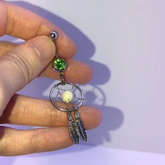 Peridot green with white bead Dream Catcher Dangle Belly Ring - Picture 2 of 8